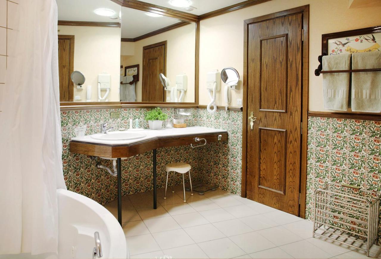 Hotel Spa Montana 카페니시온 외부 사진